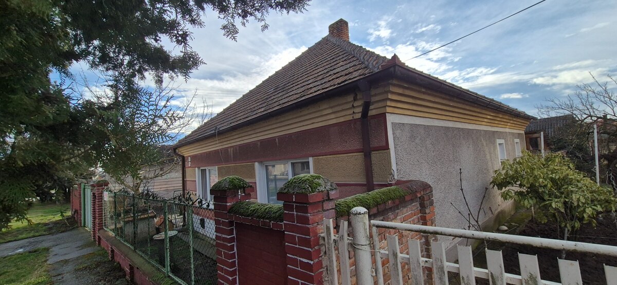Ponúkame na predaj Rodinný dom 3+1 Dvory nad Žitavou s pozemkom 954m2 — foto 17