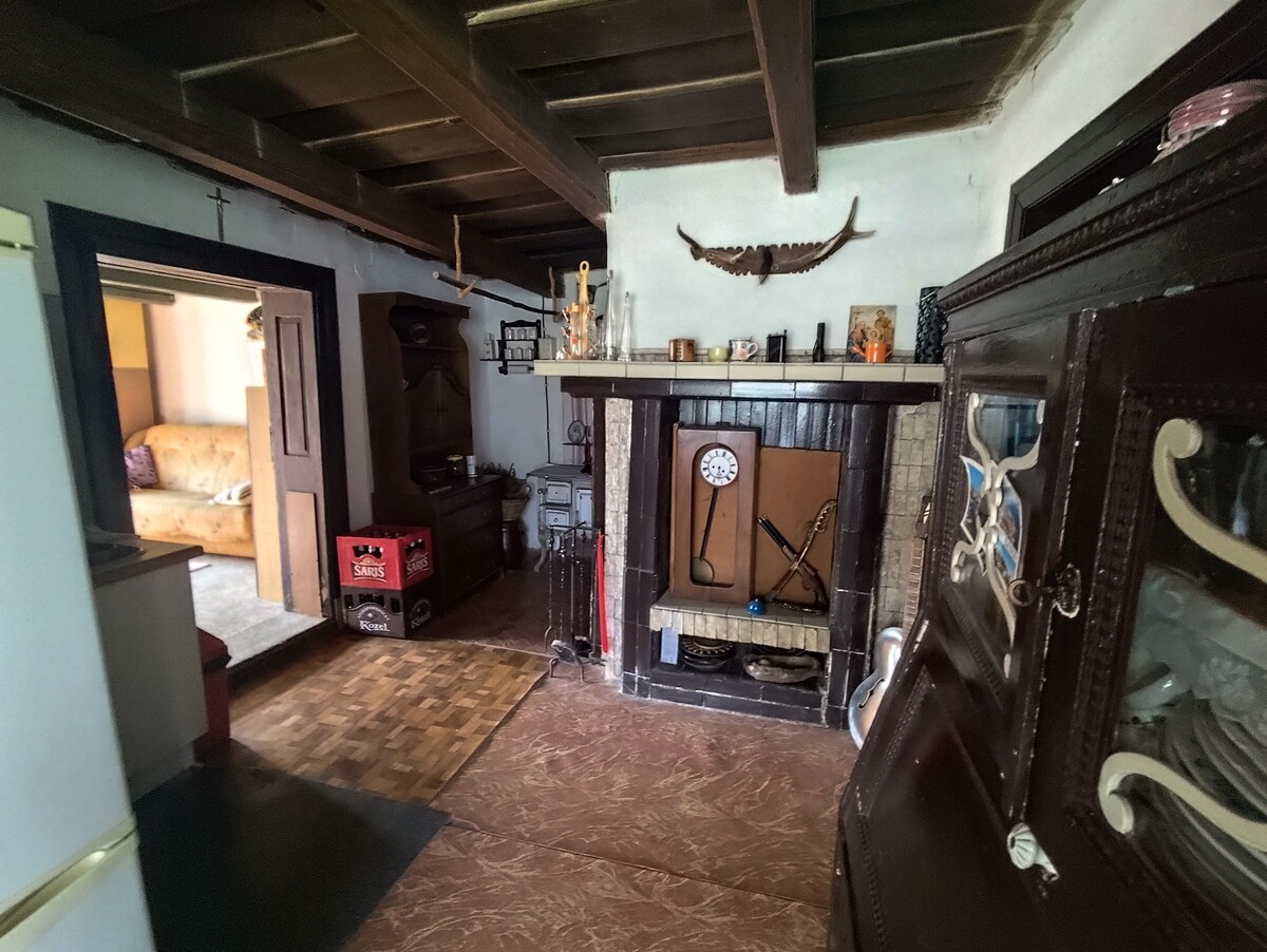 Ponúkame na predaj vidiecky domček - Jasová — foto 3