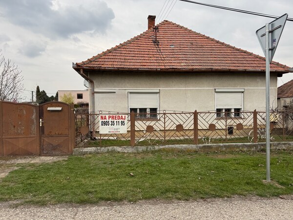 Predáme 5- izb. rodinný dom -Mojzesovo- Rezervovaný!