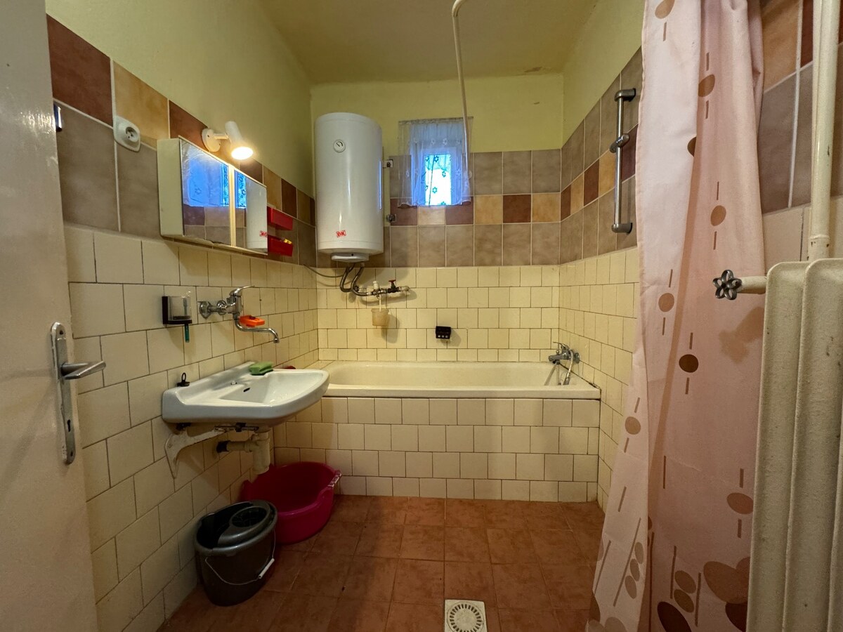 Predáme 3-izb. rodinný dom- Veľké Lovce — foto 14
