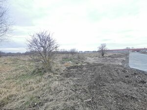 Ponúkame na predaj stavebný pozemok v Úľanoch nad Žitavou — foto 3