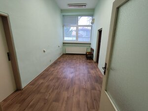 Na prenájom kancelársky priestor - Nové Zámky — foto 2