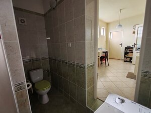 Na predaj slušný 5 izbový rodinný dom v obci Bruty s pozemkom 2425m2 — foto 10