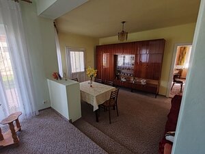 Na predaj slušný 5 izbový rodinný dom v obci Bruty s pozemkom 2425m2 — foto 15