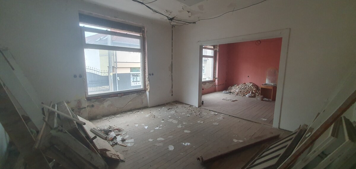 Na predaj rodinný dom v CENTRE Nových Zámkov s pozemkom 512 m2 — foto 5