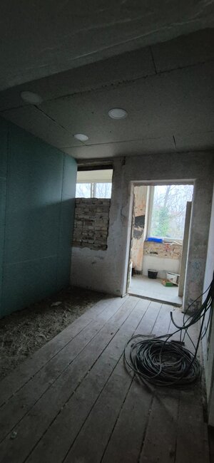 Na predaj rodinný dom v CENTRE Nových Zámkov s pozemkom 512 m2 — foto 15