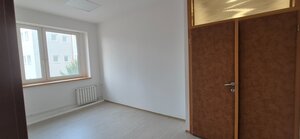 Na prenájom kancel. priestory 28-60 m2 - Nové Zámky — foto 3