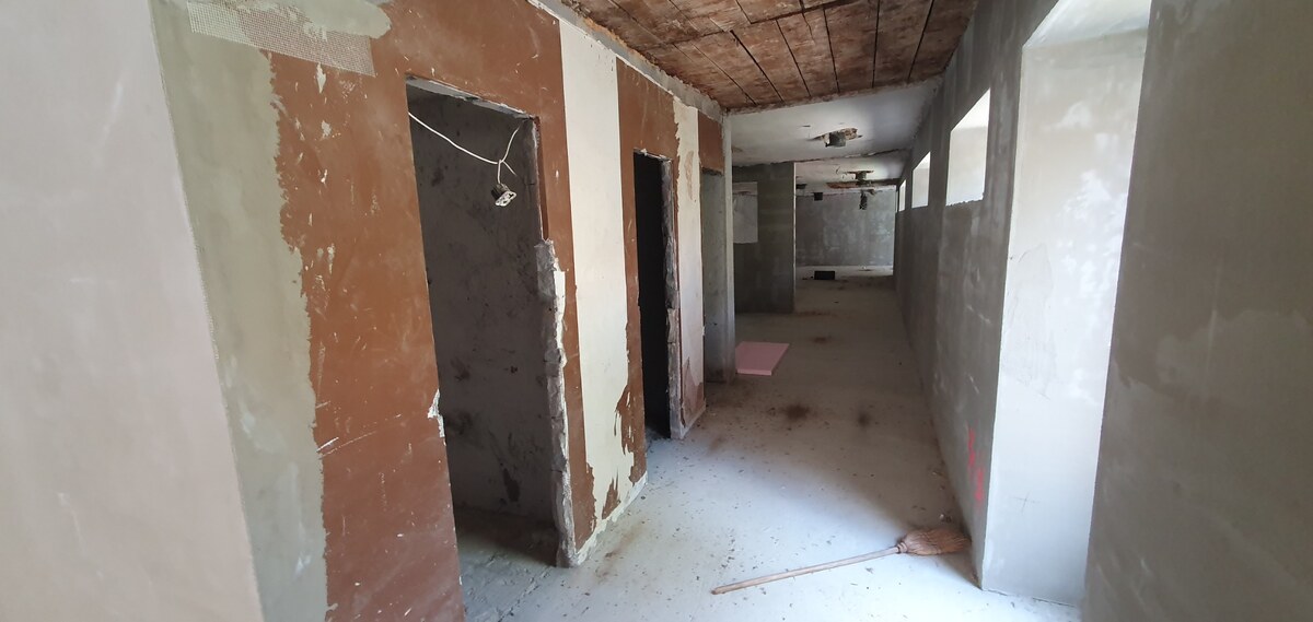 Atraktívna možnosť kúpy obchodných priestorov v centre- Nové Zámky — foto 12