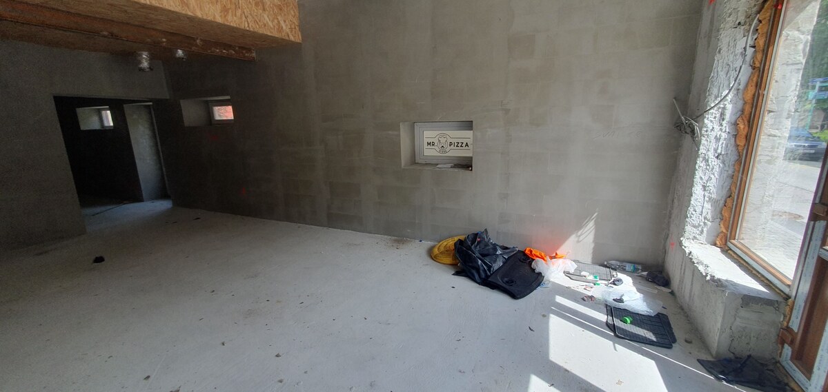 Atraktívna možnosť kúpy obchodných priestorov v centre- Nové Zámky — foto 5