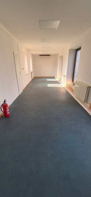 Na prenájom VOĽNÉ kancel. priestory 28-60 m2 - Nové Zámky — foto 10
