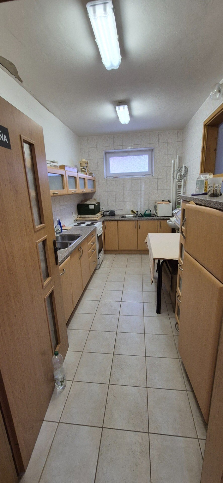 NA PREDAJ zariadený 8 izbový PENZIÓN pre 24 osôb ŠTÚROVO - Nána ***TOP — foto 6