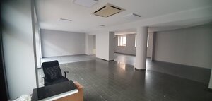 VOĽNÉ obchodné priestory na prenájom - Nové  Zámky 119 m2 — foto 3