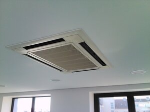VOĽNÉ obchodné priestory na prenájom - Nové  Zámky 119 m2 — foto 7
