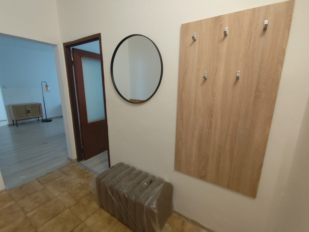 Ponúkame na prenájom 2-izbový byt - Šurany — foto 9