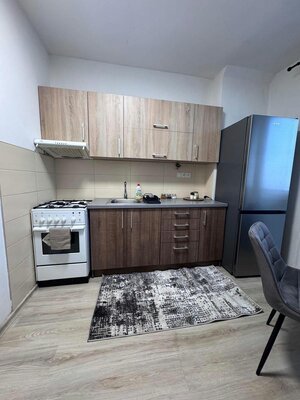 Ponúkame na prenájom 2-izbový byt - Šurany — foto 2