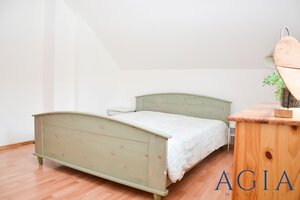 Murovaná chata so súpisným číslom a trvalým pobytom — foto 15
