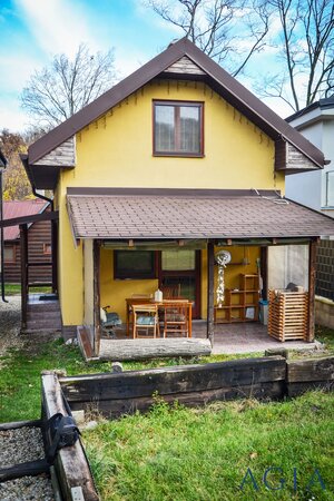 Murovaná chata so súpisným číslom a trvalým pobytom — foto 3