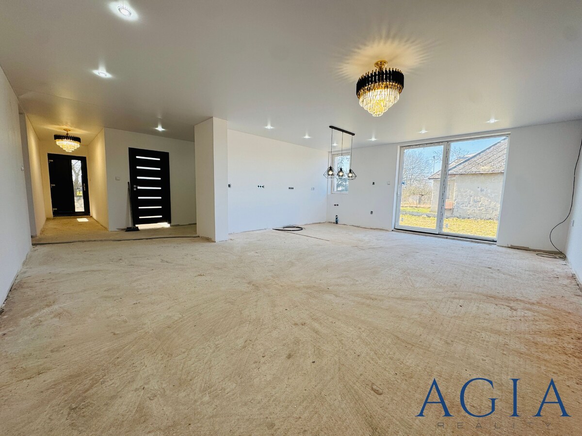 Novostavba, bungalov, zastavaná plocha 205 m² a 135 m² úžitková plocha | Falkušovce — foto 15