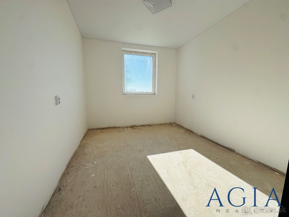 Novostavba, bungalov, zastavaná plocha 205 m² a 135 m² úžitková plocha | Falkušovce — foto 21