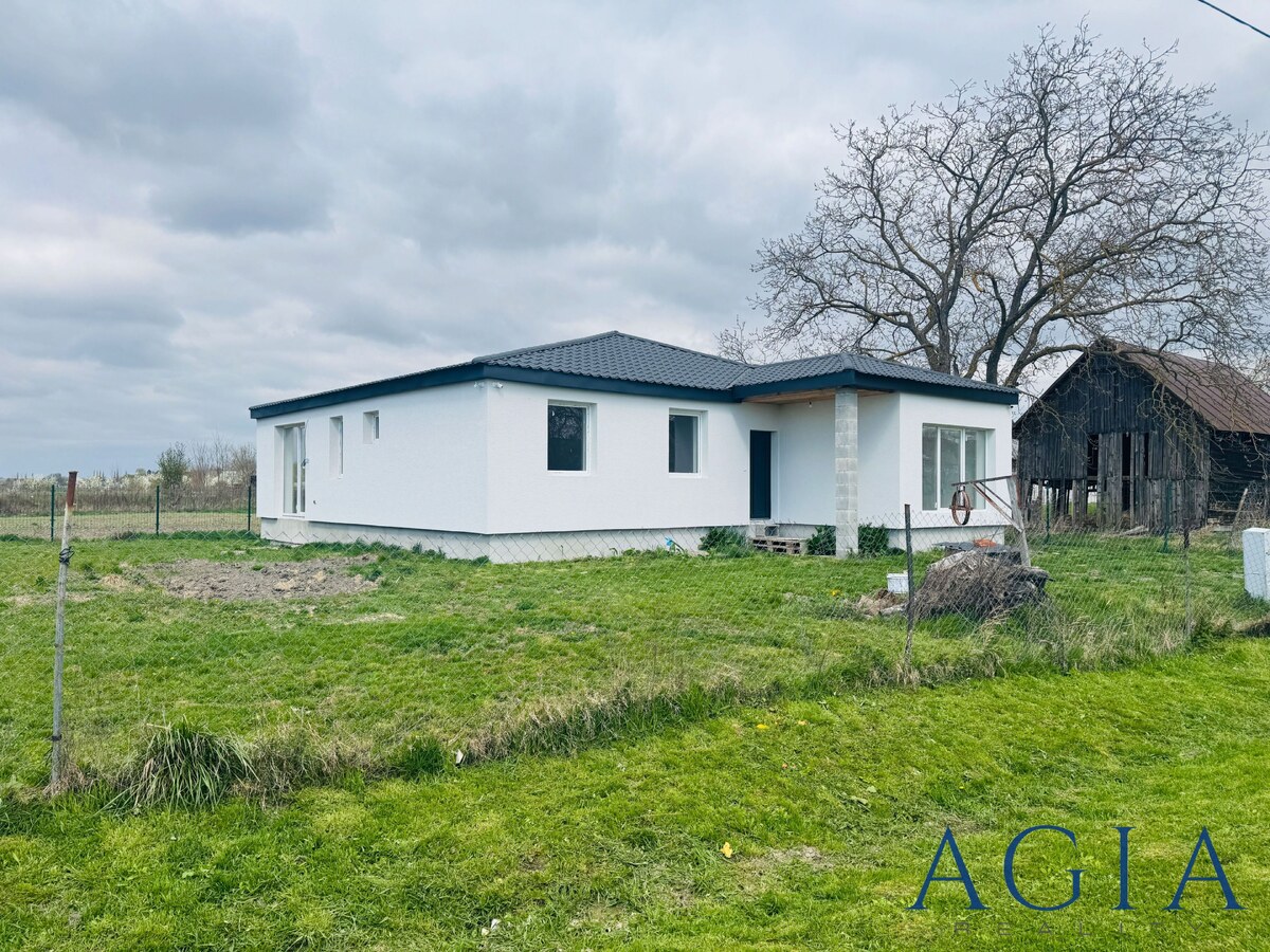 Novostavba, bungalov, zastavaná plocha 205 m² a 135 m² úžitková plocha | Falkušovce — foto 6