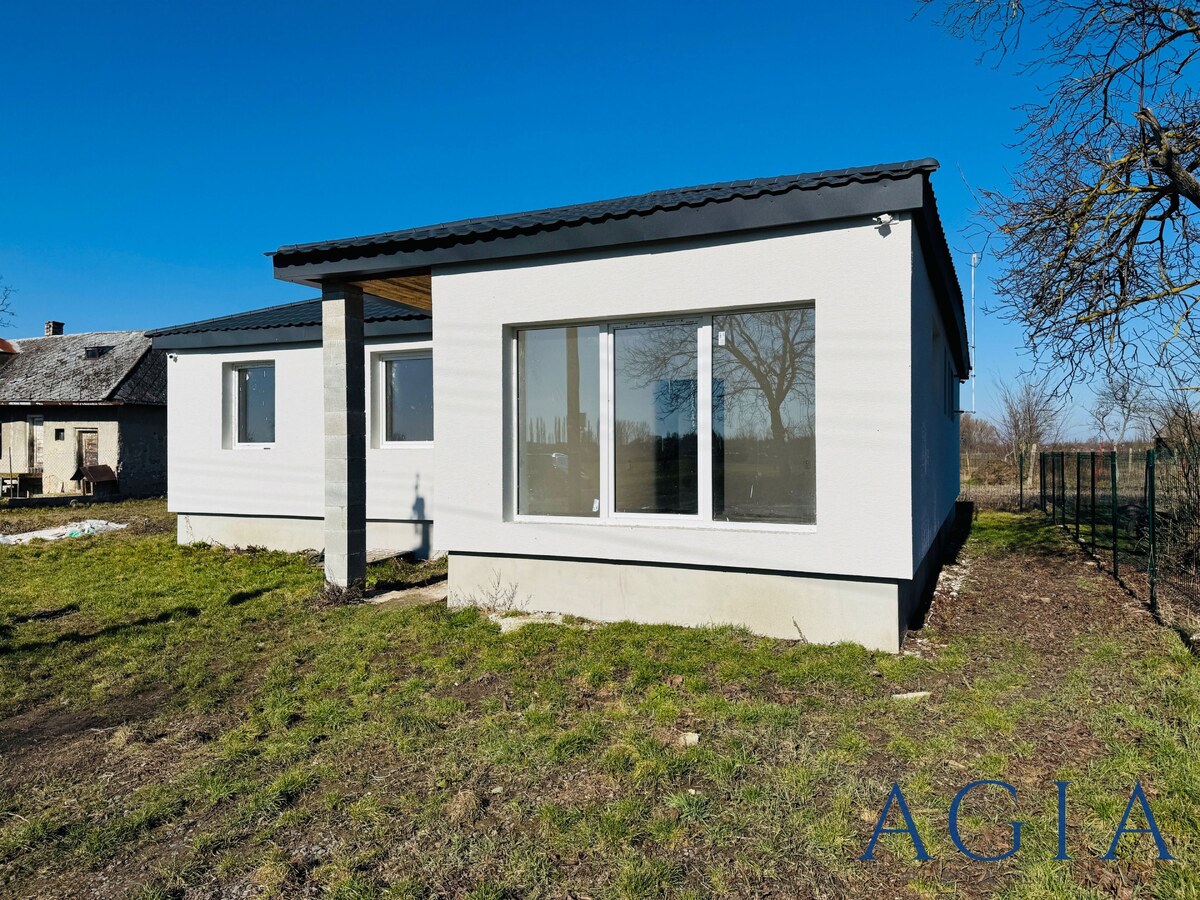 Novostavba, bungalov, zastavaná plocha 205 m² a 135 m² úžitková plocha | Falkušovce — foto 8