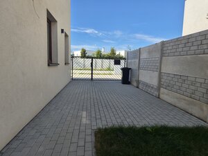 Priestranný 3 izbový byt so záhradkou a parkovaním — foto 12