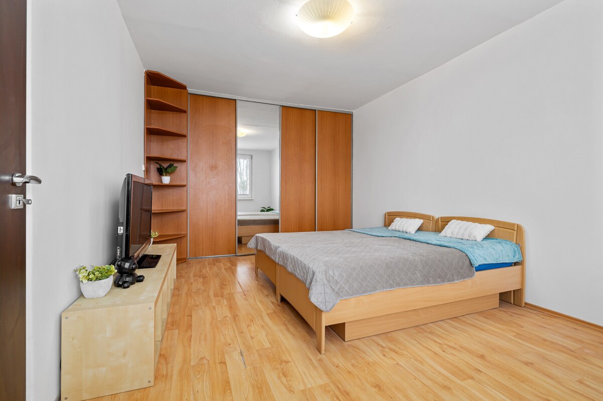 Priestranný 3 izbový byt Vranovská - Petržalka — foto 10