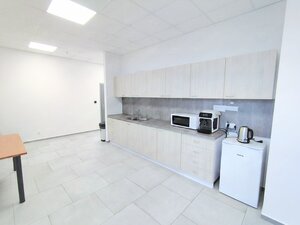 Nadštandardne veľký nebytový priestor/ateliér/kancelária – Bajkalská — foto 6