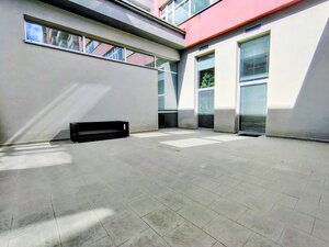 Nadštandardne veľký nebytový priestor/ateliér/kancelária – Bajkalská — foto 5
