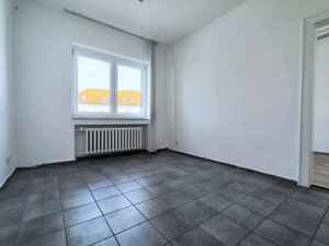 Reprezentatívne priestory (65 m²) na Hurbanovom Námestí — foto 2