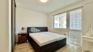 Na prenájom moderný 3-izbový byt s garážovým státím – Nobelova — foto 4