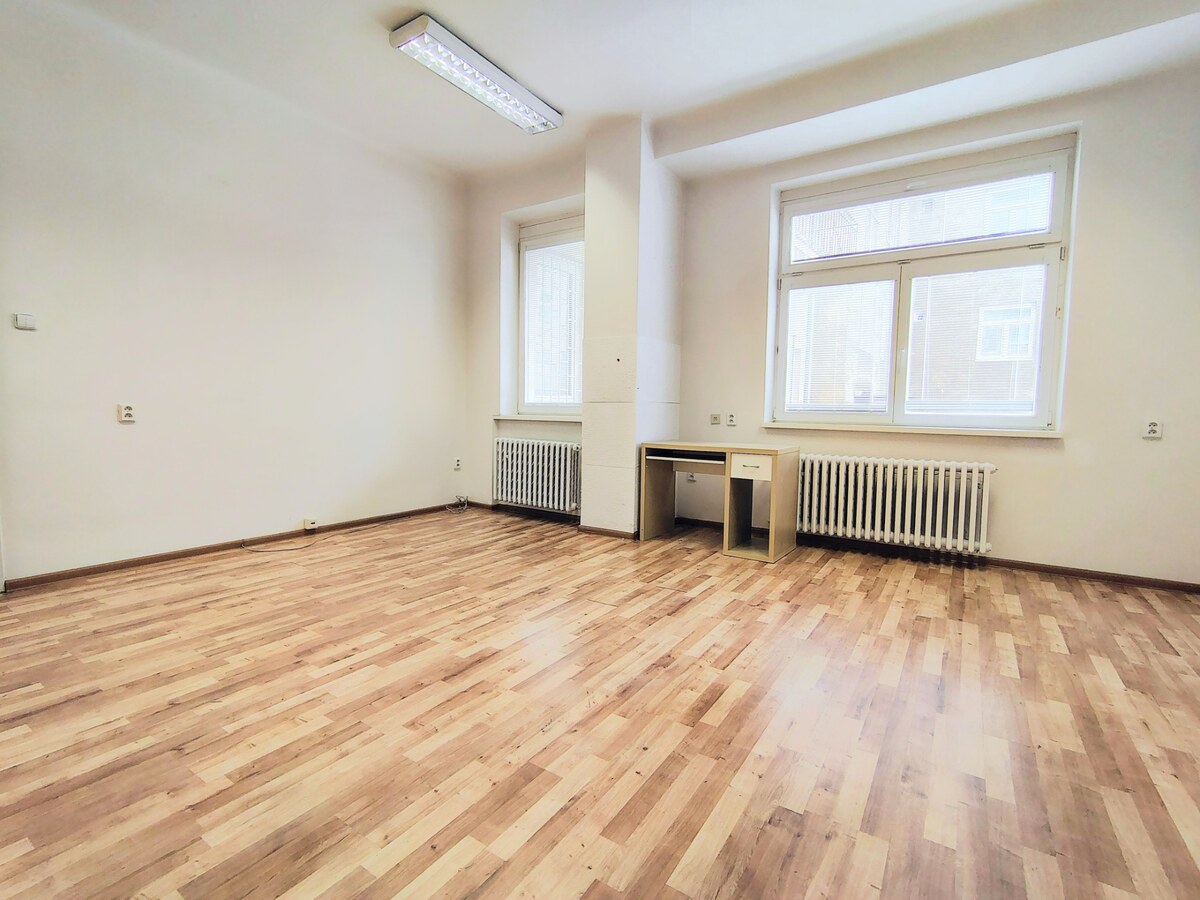 Administratívny priestor v Starom Meste na prenájom – 28 m² — foto 3