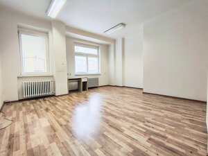 Administratívny priestor v Starom Meste na prenájom – 28 m² — foto 1
