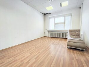 Obchodný/administratívny priestor na prízemí v Starom Meste — foto 1
