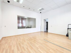 Obchodný/administratívny priestor na prízemí v Starom Meste — foto 2