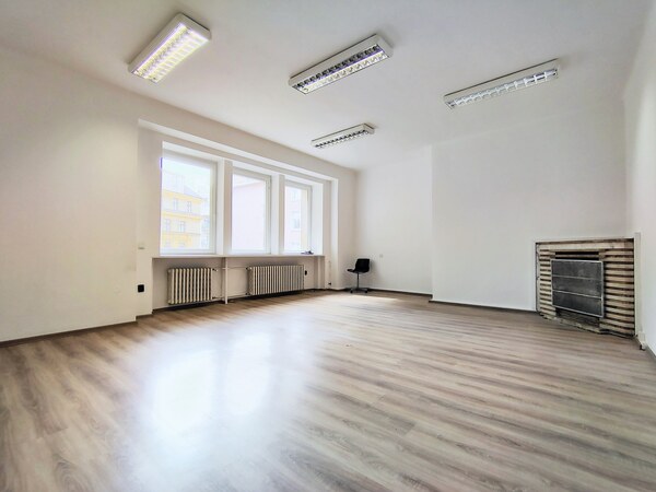 Kancelársky priestor na 36.5 m² - Staré Mesto - Štefánikova