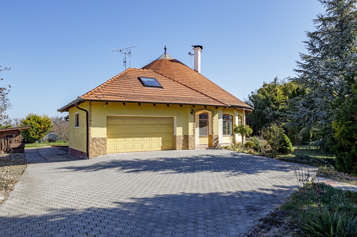 ASSENZIO – LUXUSNÁ VILA S ATMOSFÉROU – 10 IZIEB – BAZÉN – 5100 M² — foto 17