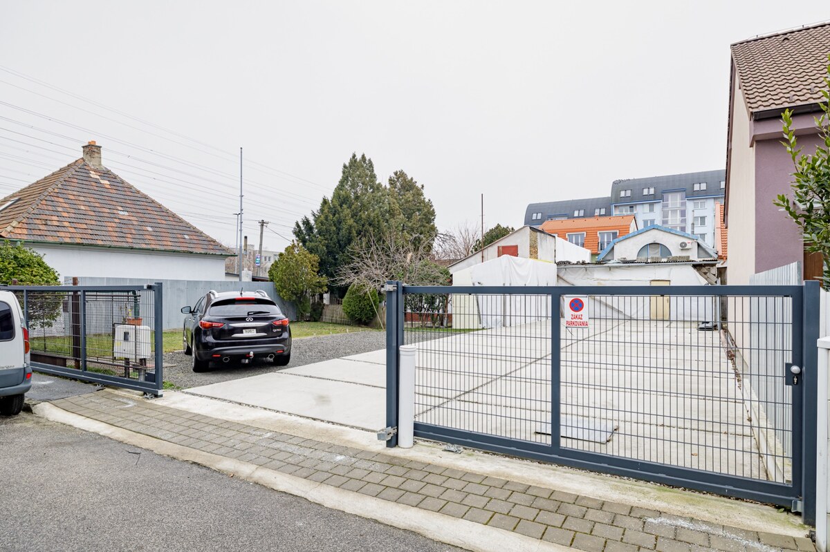 ASSENZIO - PREDAJ - STAVEBNÝ POZEMOK - RUŽINOV - WATTOVA — foto 3