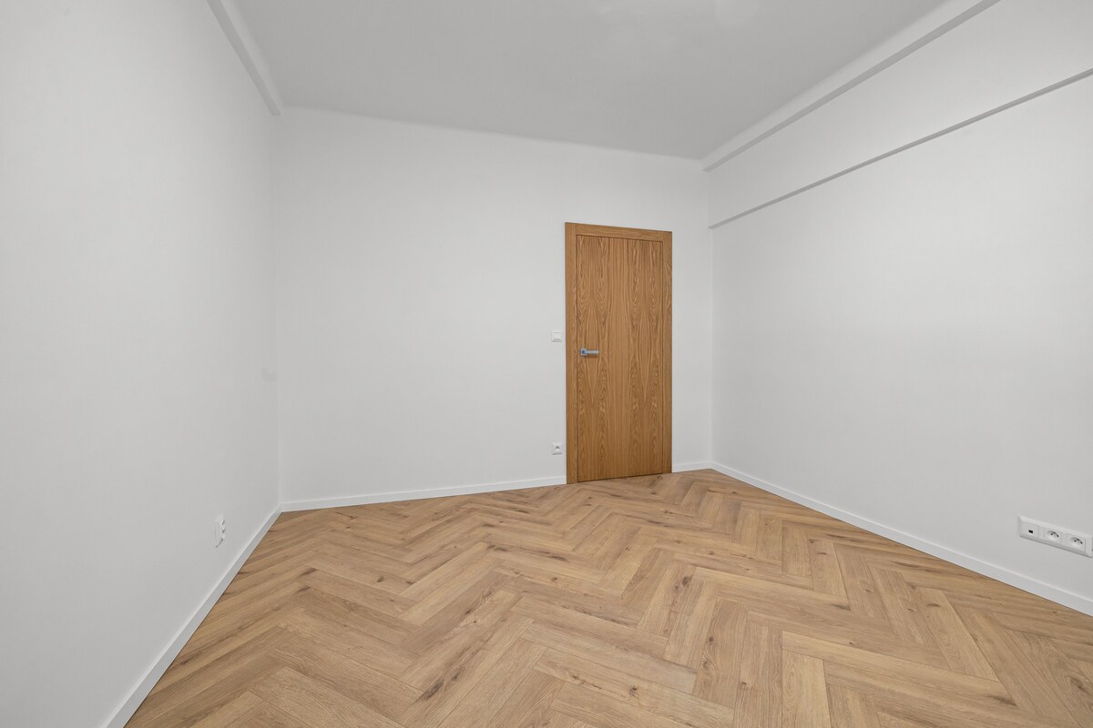 3 izbový byt ktorý ešte vonia novotou - Bukurešťská - Staré Mesto — foto 10