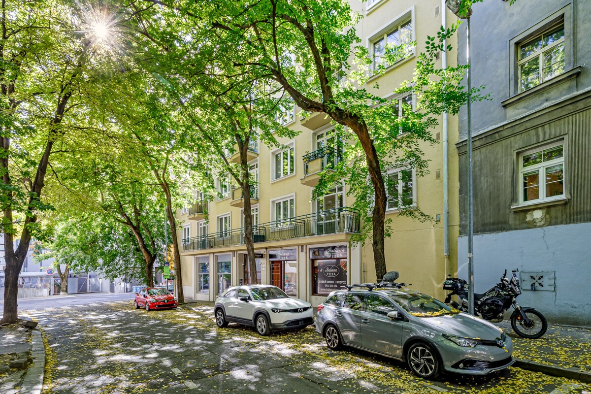 3 izbový byt ktorý ešte vonia novotou - Bukurešťská - Staré Mesto — foto 20