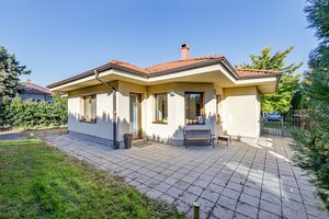 Rodinný dom s dvojgarážou a vírivkou – Podunajské Biskupice — foto 20