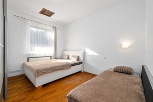Rodinný dom s dvojgarážou a vírivkou – Podunajské Biskupice — foto 4