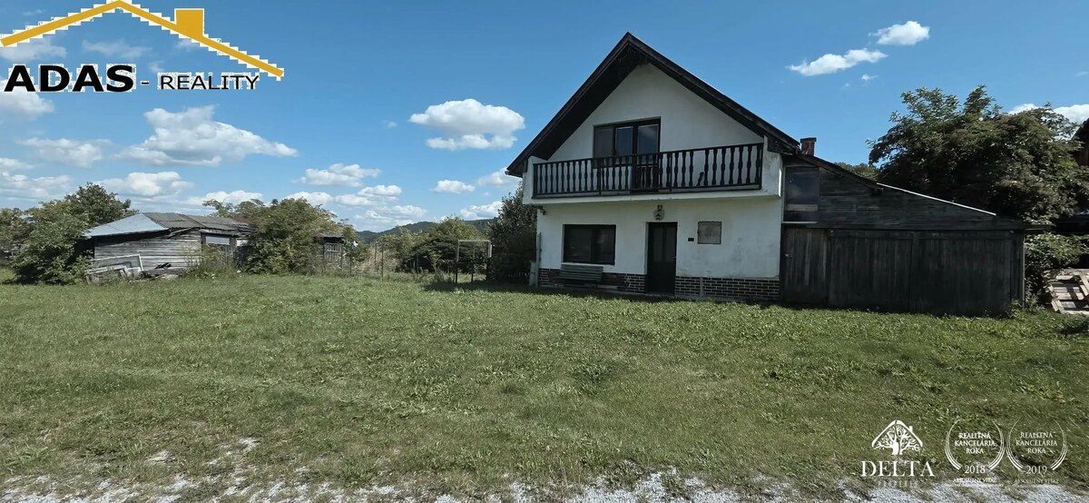 INVESTIČNÁ PRÍLEŽITOSŤ: Chata v srdci Slovenského raja (časť Majer) 1km od Podlesku. Vysoký potenciál prenájmu.
