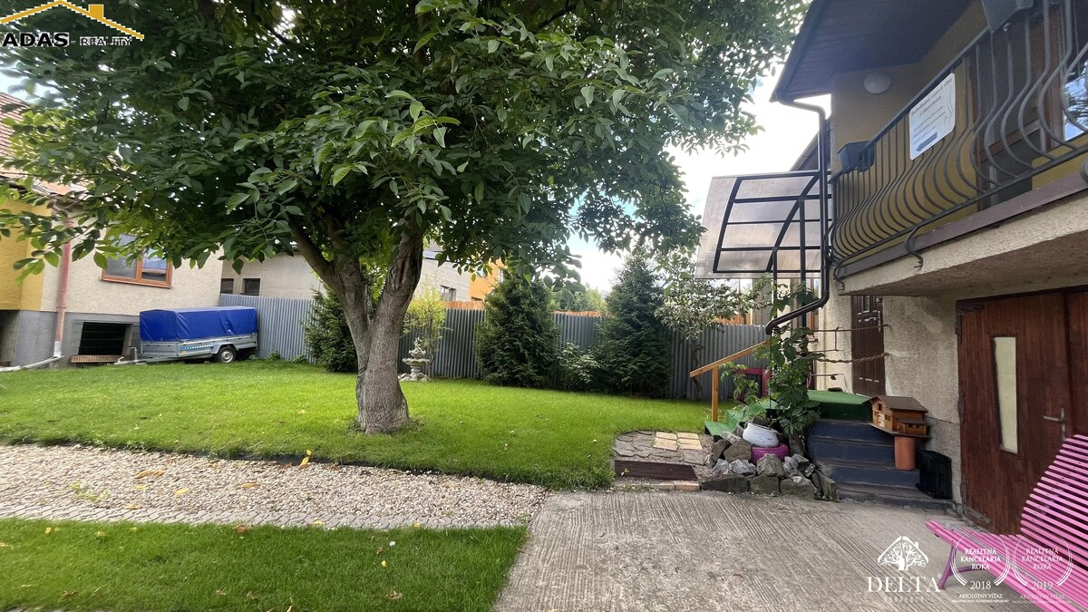 2 DOMY NA JEDNOM POZEMKU: Bývanie aj podnikanie v lukratívnej časti Poprad – Veľká — foto 2