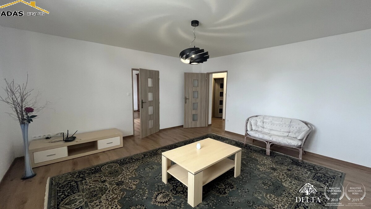 2 DOMY NA JEDNOM POZEMKU: Bývanie aj podnikanie v lukratívnej časti Poprad – Veľká — foto 7