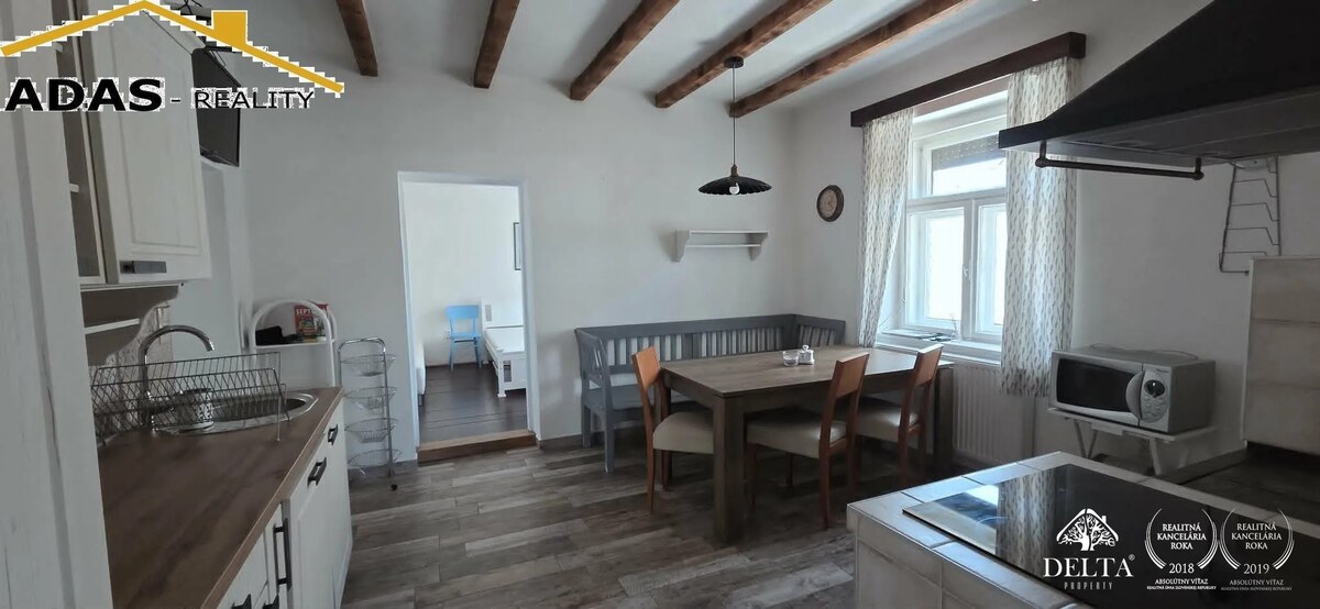 Ponúkame na predaj útulný kamenný rodinný dom v obci Betlanovce, — foto 12