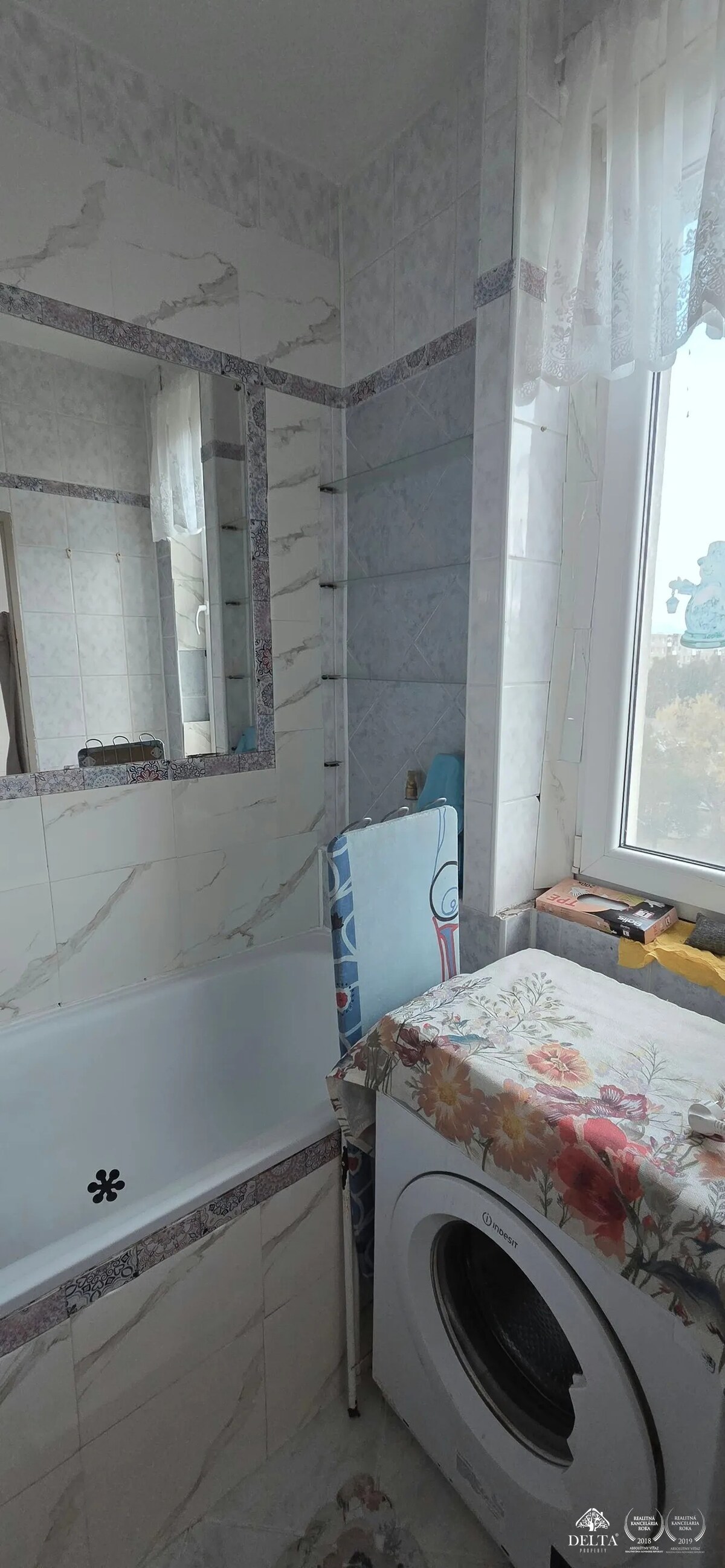PRIESTRANNÝ 3-IZBOVÝ BYT S BALKÓNOM – STARÝ JUH, POPRAD — foto 18