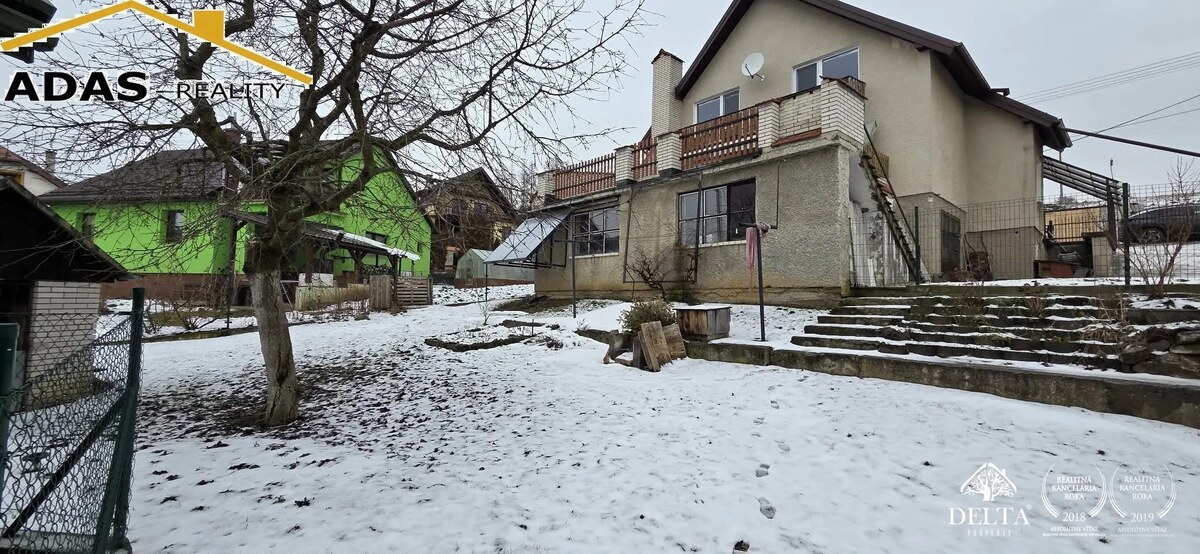 Dvojgeneračný rodinný dom – Gánovce, tichá ulica len 6 (4,8 km) minút autom do Popradu