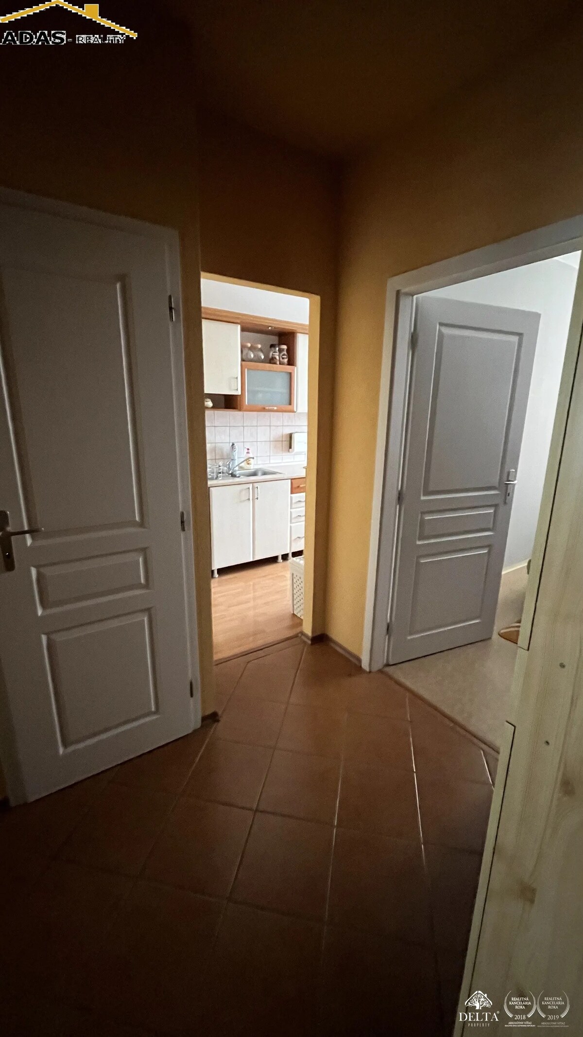 Ponúkame na predaj 3-izbový byt s loggiou, nachádzajúci sa  v mestskej časti Palúdzka — foto 5
