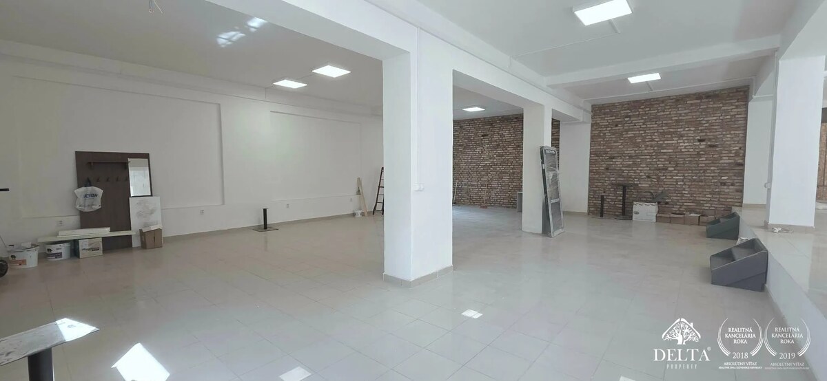 VEĽKORYSÝ KOMERČNÝ PRIESTOR NA PRENÁJOM – CENTRUM POPRADU — foto 8
